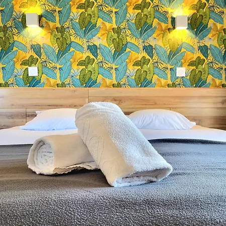 Cit'hotel La * Villebois
